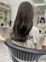 ロンドメリア 天神大名店(Lond Melia)&nbsp;★斜めバングミディアムヘアグレージュカラーシルキーベージュ★