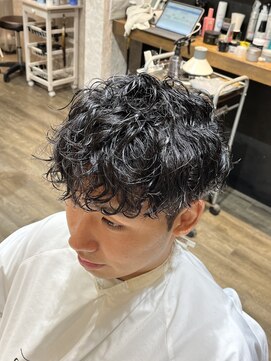 ブラッシュ アップ(Brush Up) 波巻きスパイラルパーマ