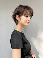 ヒトワ(hitowa)&nbsp;耳掛けショート/くせ毛風/シルキーベージュ/大人ショート/日吉