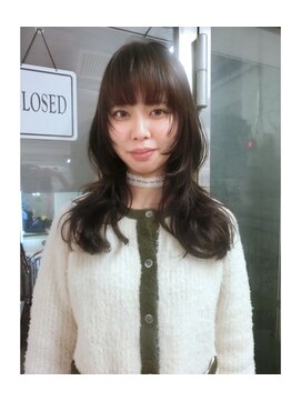 ノラ シブヤ(NORA) レイヤーカットウルフカットシャギーレイヤー