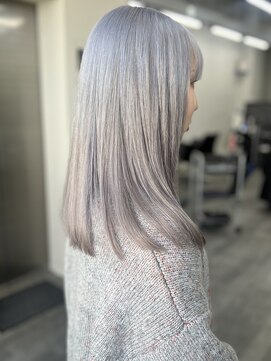 コード 四条河原町駅店(CHORD) ホワイトグレー ブリーチ ハイトーン 京都河原町 祇園四条