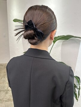 イット(it.) kana 結婚式 カチモリ ヘアセット 韓国