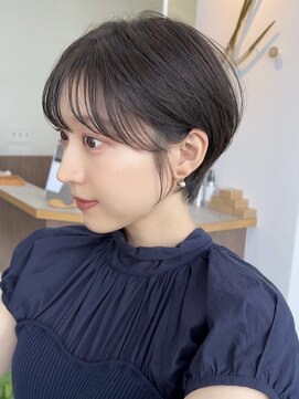 ビュー フクオカ(VIEW FUKUOKA) イメチェン小顔似合わせ30代40代50代グレージュショートボブ