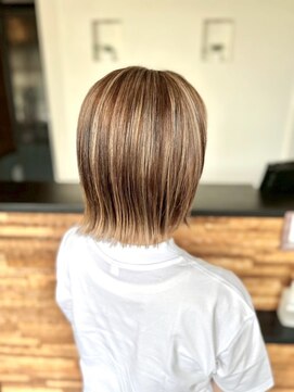 ヴァン カウンシル 王子(VAN COUNCIL) 脱白髪染めハイライト