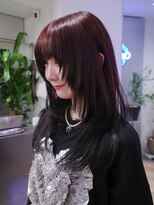 カシェル トウキョウ(Cashel Tokyo)&nbsp;顔まわりレイヤー ボルドー ワインレッド 赤髪 エンドカラー