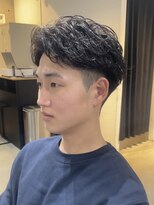 ブルニール 中崎町(BLEUNIR) フェザーパーマ ビジネスヘア 30代 メンズパーマ