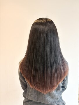 ペスカケイクリエイティブ(PESCA K-CREATIVE) 地毛ブラック×レッドグラデーションロング