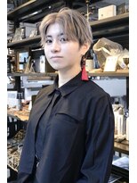 ステップボーンカットオオサカ(STEP BONE CUT OSAKA Via TICK-TOCK)&nbsp;【ステップボーンカット】マニッシュハイトーンショート