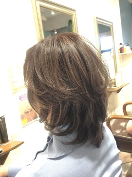 ヘアー グリーン(hair green) 40代50代60代/エレガントレイヤー巻き髪/ゆる内巻き