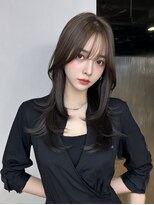 レア 新越谷(LEA) 小顔レイヤーロング × ベージュブラウン