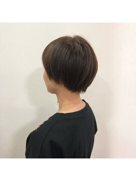 ヘアーアンドメイク ヒューラ 立川店(HAIR&MAKE hurra) マッシュショート＆イルミナカラー