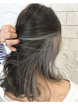 リ シャルム バイ エニーハウ 南七日町店(Re charm by anyhow) 2019 インナーカラー  ホワイトグレー