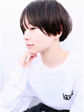 ドロップ(drop) 黒髪シンプルショートヘアスタイル