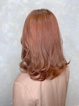 ラヴリア クルメ(LOVERIA KURUME) ≪LOVERIA KURUME/久留米≫ピンクベージュのゆるふわミディ