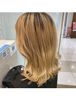 ゼル イオンタウン名西(ZELE)&nbsp;外ハネスタイル！！