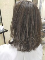 エイチ エアー ダヴ H air DAV調布北口&nbsp;白髪ぼかしハイライトメッシュ