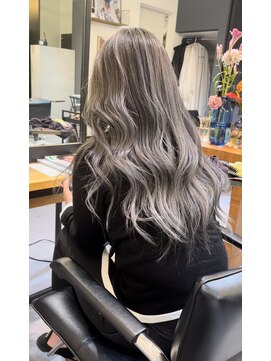 シェルハ(SHELHA) バレイヤージュホワイトグレージュ