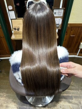 エルパライソ 鯖江店(Elparaiso) 鯖江/髪質改善/オッジオット/白髪染め/縮毛矯正/ヘッドスパ