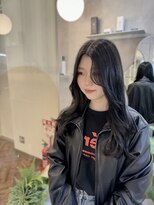 ジーナ 天神(Zina) 韓国風スタイル　暗髪/韓国/天神/美容室