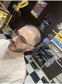 バズカットスキンフェード