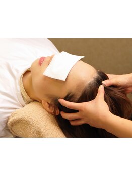 MONNALIのヘッドスパ「HARI SPA」取り扱いサロン◎頭皮の汚れを除去し、健康的で美しい髪へ導きます！