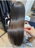 艶々ブラウンロングヘア_透明感カラー/イルミナカラー