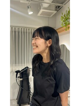 エレン 池袋(ElEn.) 顔タイプ診断・骨格診断/小顔に見える顔周り