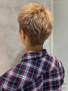 レジナヴィータ 栄(Reginavita) ブリーチカラー ハイトーン スパイキーショート 10代 20代 束感