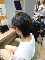 ブロッサム 東中野店&nbsp;ツーブロック×ウルフカット◎束感レイヤーセンターパート