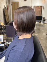 ヴィップルーム(viproom)&nbsp;ツヤ髪スタイルブルージュマッシュウルフイヤリングカラー