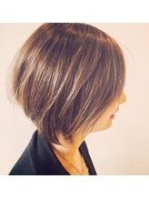 ルディック(Ludique) カッコ可愛いグレージュショート