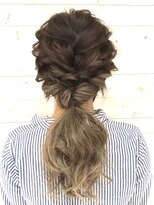 ヘアメイク エンカレッジ(HAIR MAKE encourage)&nbsp;編み込みアレンジポニーテール