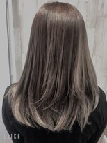 マニス(manis) アッシュベージュレイヤーカット◎こなれストレート