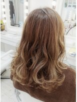 ヘアメイクアンドフォトスタジオ ベストシーン 有楽町 東京交通会館 ゆるふわ巻き髪