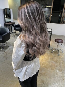 メリー オオサカ(Merly Osaka) 超人気！バレイヤージュ_ラベアッシュカラー_