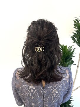 ピープスアンドスー 表参道 渋谷(Peeps&Suu.) パーティーヘアセットゆるふわハーフアップ