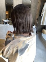 ミー(mii)&nbsp;【mii】ボブ/切りっぱなし/グレージュ/アッシュ