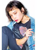 大人可愛いアッシュブラウン耳掛け小顔ショートボブパーマ