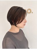 大人女性らしいショートスタイル