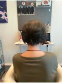 長めバングの前下がりグラボブ