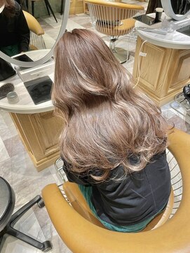 ロンドローズ 名古屋(Lond damaskRose) ハイトーン/ブリーチ/ダブルカラー/成人式カラー/インナーカラー