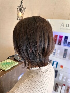 ワイボンドヘアー(Y bond hair) レイヤーカット