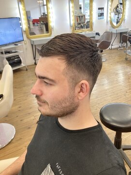 コワファースト 別府 20代30代　メンズフェードカット　別府/大分