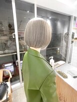 エンネ 新宿(enne)&nbsp;ホワイトカラー/ハイトーンカラー/ボブ/髪質改善/縮毛矯正/新宿