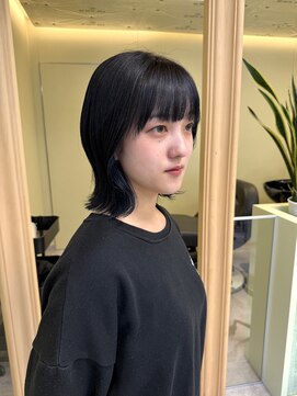 ジュール 金沢(Joule) 20代/ブルーブラック/ボブ/くびれボブ