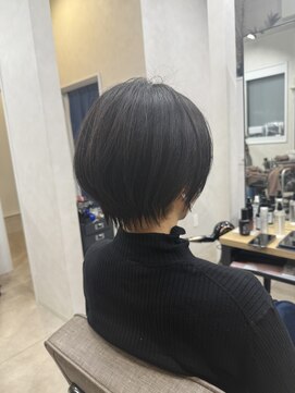 エモ(emo) ショートボブ