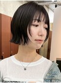 栄大人くびれレイヤーボブ
