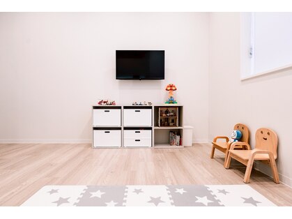 リフ(LIF by MIRROR TALK)の写真