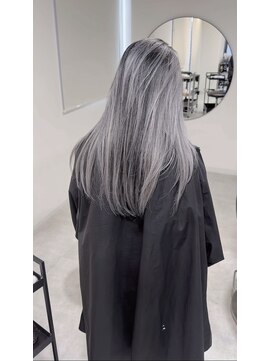 フリーク(FLEEK) コントラストバレイヤージュ