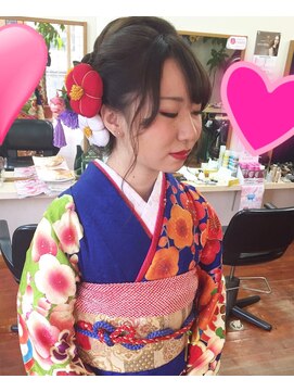 ガーデン 美容室 成人式ヘアメイク&着付け 髪飾りレンタル